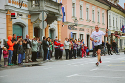 Trasa dobrodelnega teka Wings for life World run že tretjič mimo Kamnika