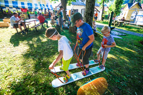 6. Križnikov pravljični festival Jenkret je biv ... v zelenem okolju odpira vrata domišljije