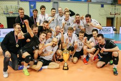 Odbojkarji Calcit Volleyballa ubranili pokalno lovoriko