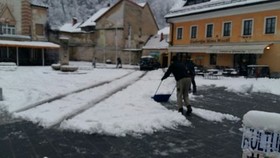 Zimske razmere v občini Kamnik do 8. ure