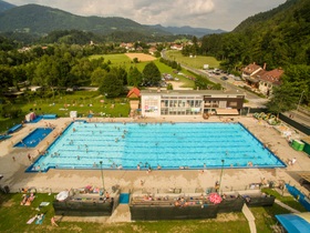 Odprtje kamniškega mestnega kopališča Pod skalco in prodaja letnih kart