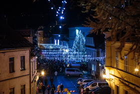 Pridi tja, kjer je pravljica doma