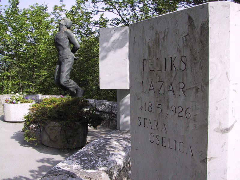 spomenik talcev 22 6 06 001