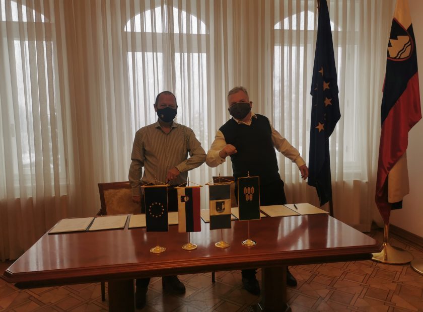 podpis pogodbe Most Piškovca - z Občino Bled