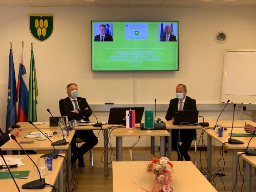 obisk ministra Počivavška