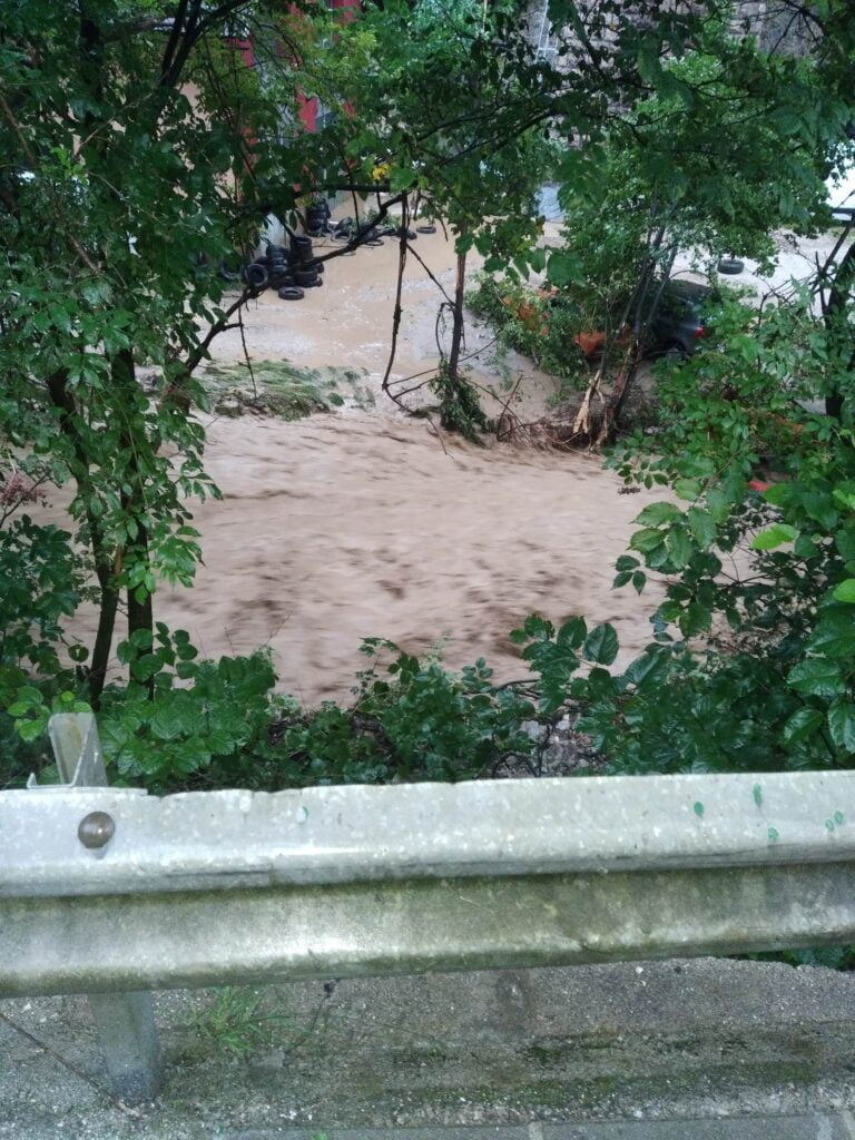 slike škoda po poplavah