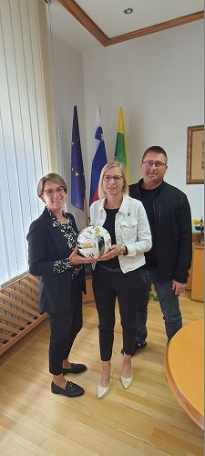 Predaja nogometne žoge2