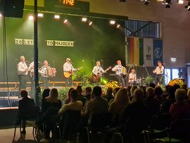 656b0737-604b-4fe6-a0f4-33703d4eec4e