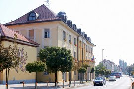 Občinska stavba - september 2009, Avtor: Milan Klemenčič