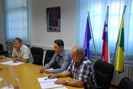VABILO-novinarska konferenca-27.05.2015-NK.JPG