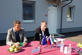 Vabilo-novinarska konferenca-23.09.2015-DSC_9899.JPG